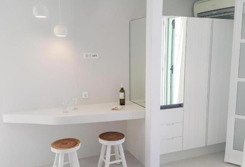豪华房间, Antony Suites