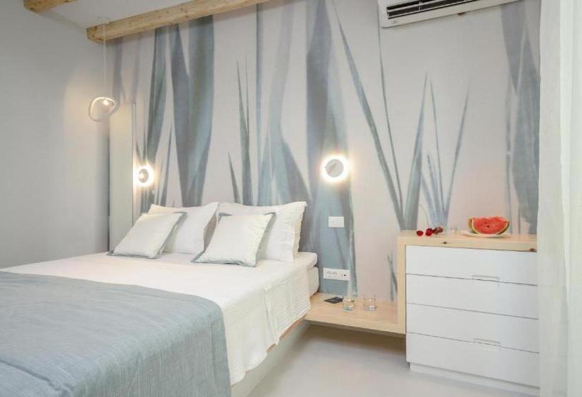 غرفة قياسية, Antony Suites