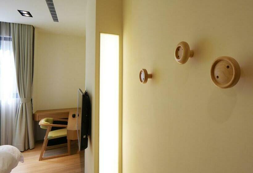 اتاق استاندارد, See Moon Homestay