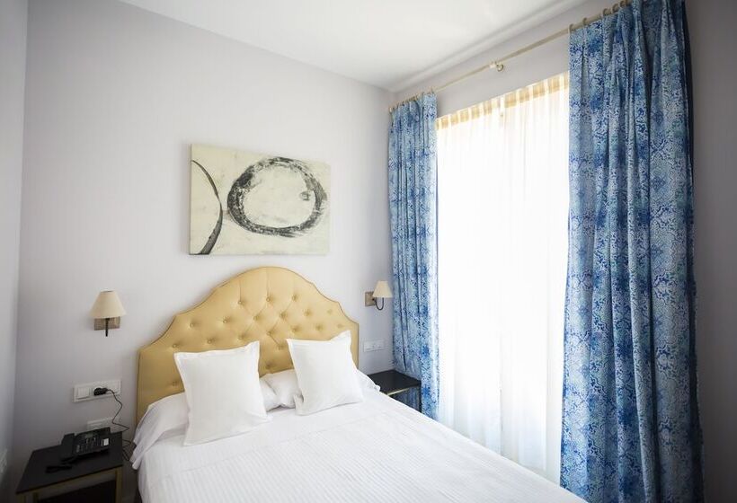 استودیوی استاندارد, Casa De La Merced Suites