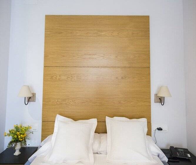 استودیوی استاندارد, Casa De La Merced Suites