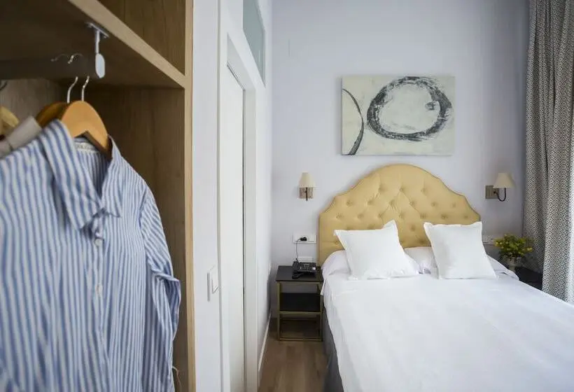 استودیوی استاندارد, Casa De La Merced Suites