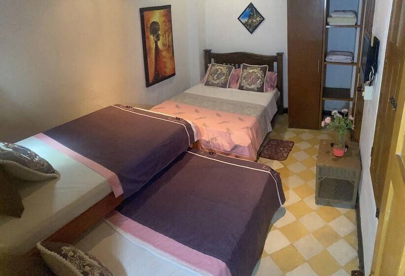 4인용 스탠다드 룸, Casa Sarah