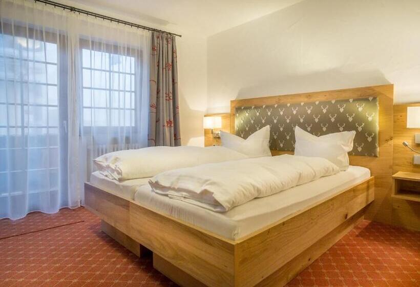 Quarto superior, Gasthaus Zum Hirschen