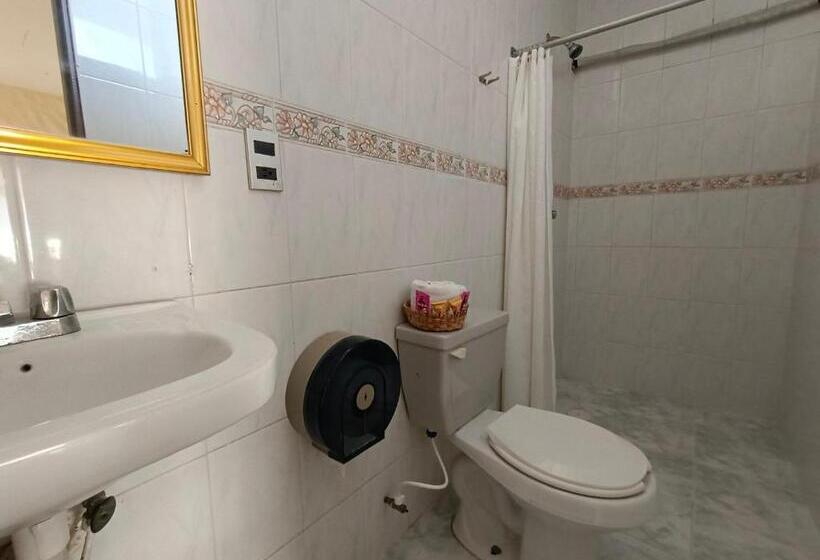 Номер Стандарт 2 Двуспальные Кровати, Playa De Oro   Enfrente De Wtc Y Plazas Comerciales