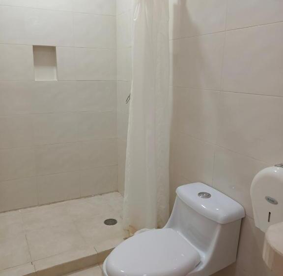 Семейный Номер, Playa De Oro   Enfrente De Wtc Y Plazas Comerciales