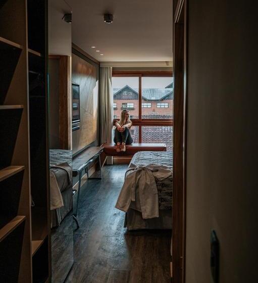 اتاق لوکس, Wood