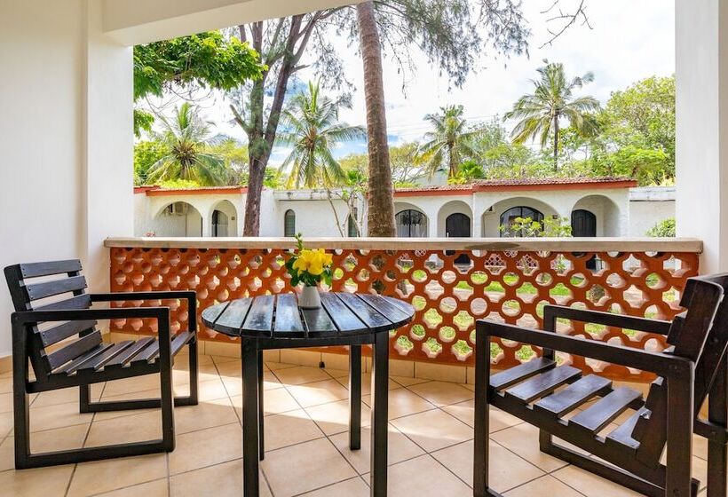 اتاق لوکس, Diani Sea Lodge All Inclusive