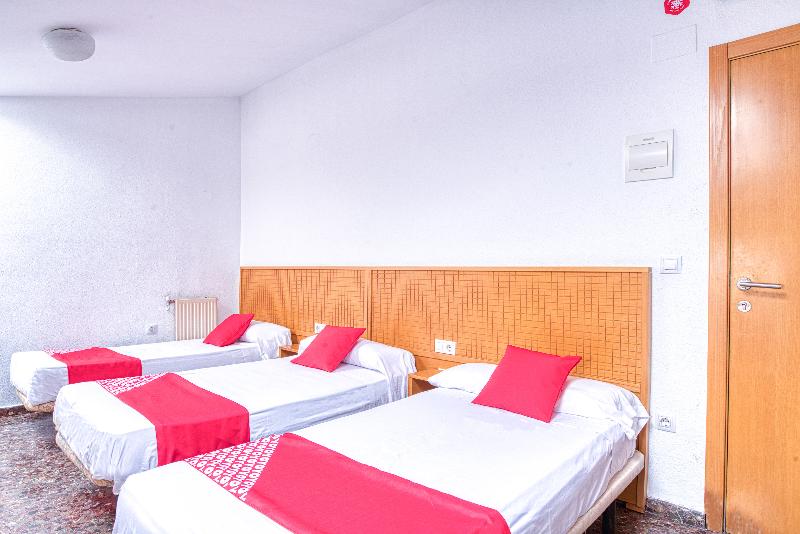 스탠다드 트리플 룸, Hostal Nova Picanya