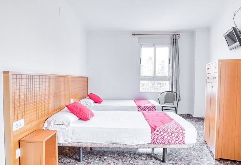 Номер Стандарт, Hostal Nova Picanya