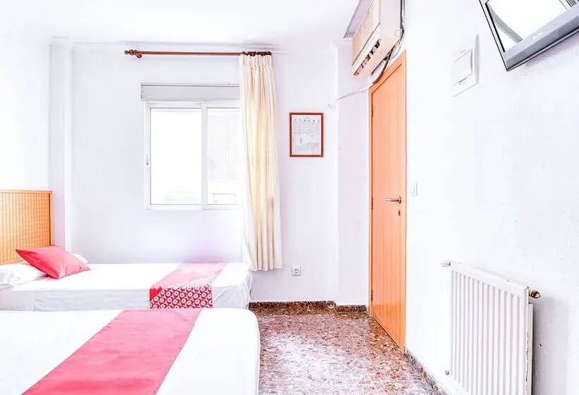 ファミリールーム, Hostal Nova Picanya