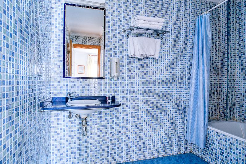 패밀리 룸, Hostal Nova Picanya