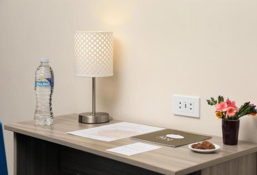 اتاق سوپریور با تخت بزرگ, Atoq San Blas