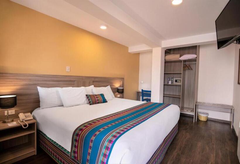 اتاق سوپریور با تخت بزرگ, Atoq San Blas