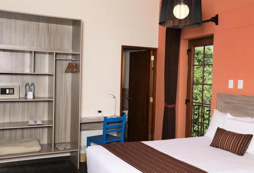 اتاق استاندارد سه نفره, Atoq San Blas