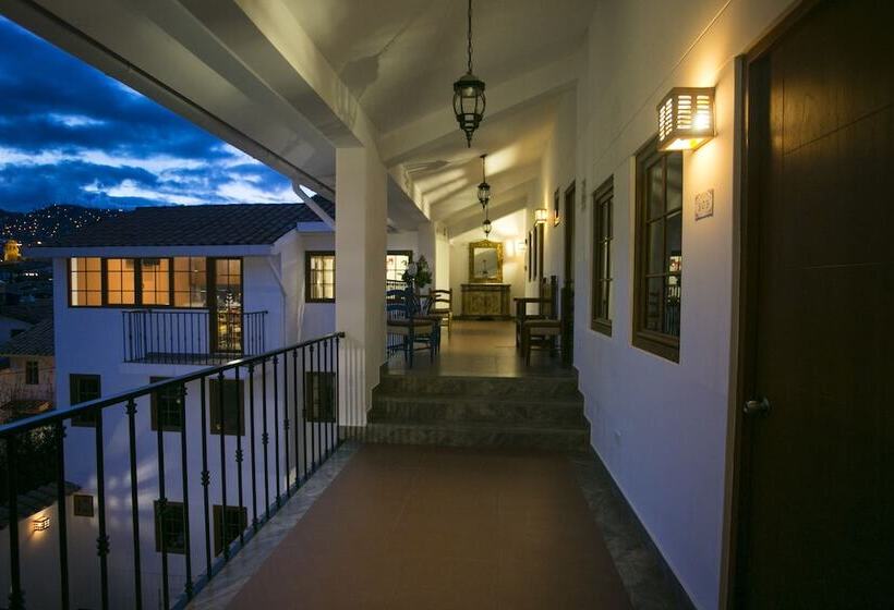 اتاق استاندارد سه نفره, Atoq San Blas