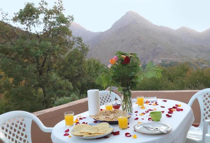 חדר דלוקס, Dar Adouss