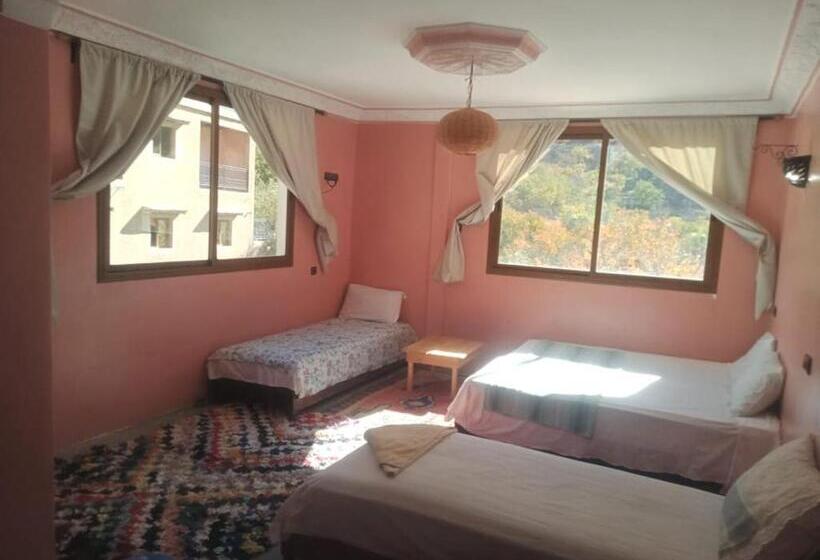 חדר סטנדרט לארבעה, Dar Adouss