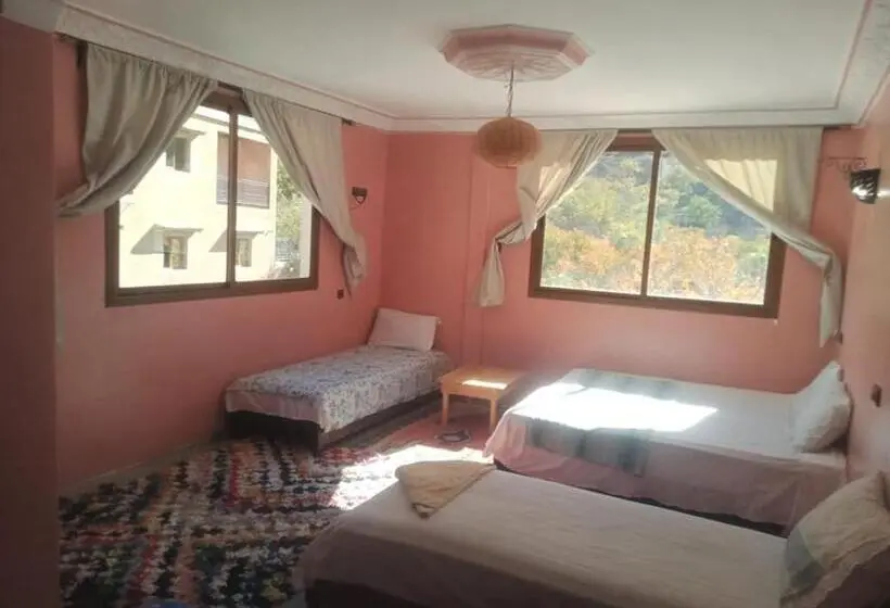 スタンダード4人部屋, Dar Adouss