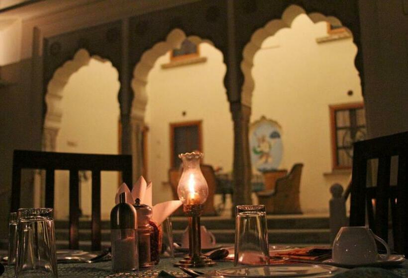 Superior Room, Dera Mandawa