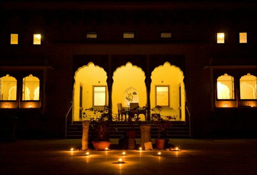 Superior Room, Dera Mandawa