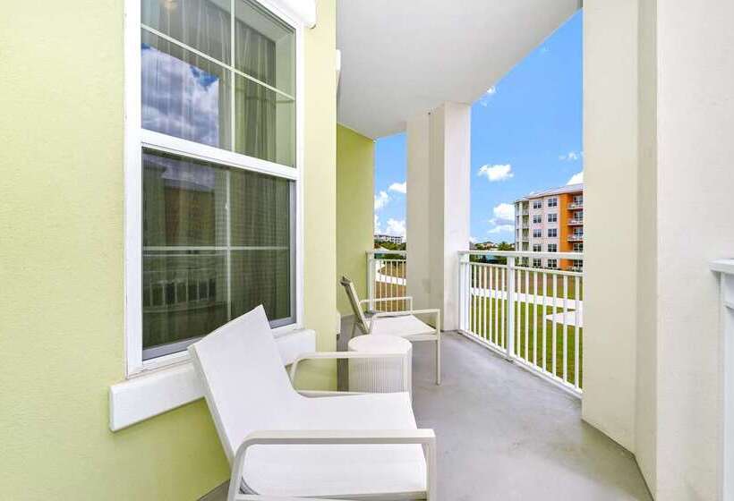 جناح سرير كينج, Embassy Suites By Hilton St Augustine Beach Oceanfront Resort