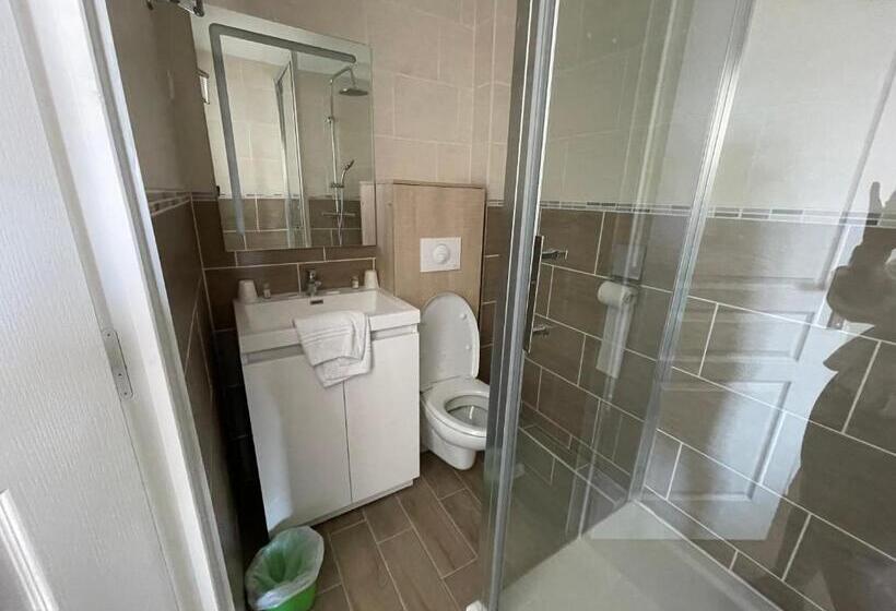 标准间, Le Clos Normand