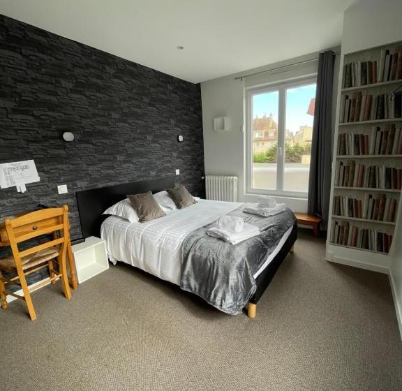 家庭间, Le Clos Normand