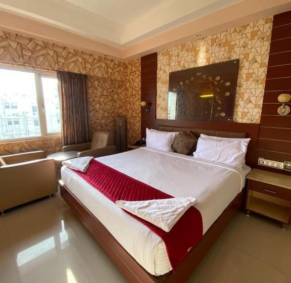 Deluxe Svit Kingsäng, Maya Residency