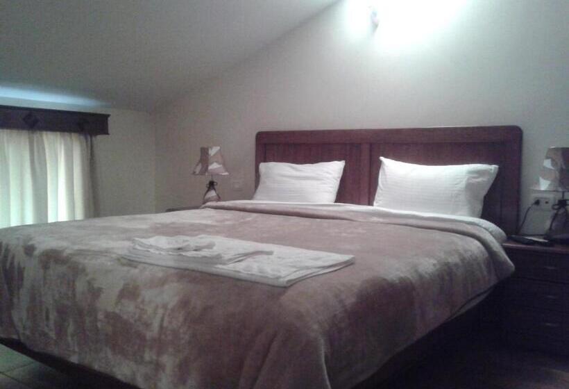 کلبه ییلاقی, Samar Resort Apart