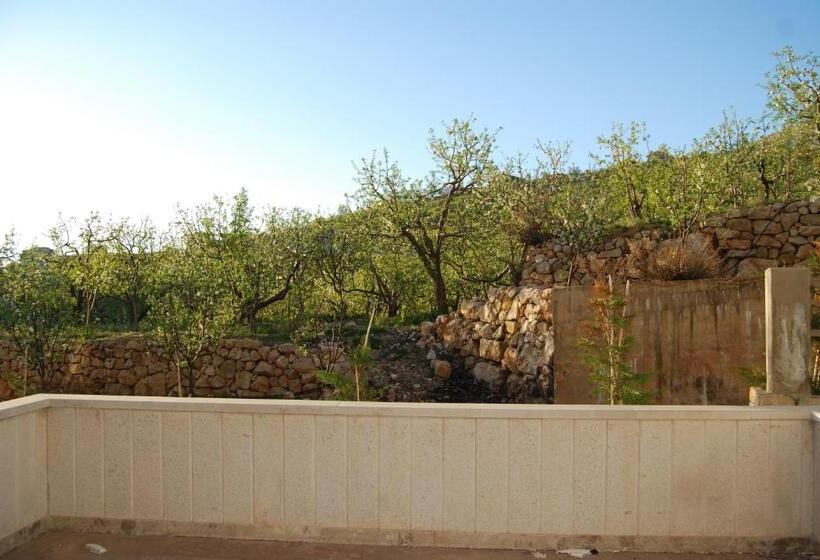 2 Bedroom Apartment Garden View, Samar Resort Apart