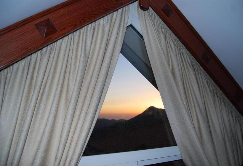 کلبه ییلاقی دلوکس یک خوابه, Samar Resort Apart