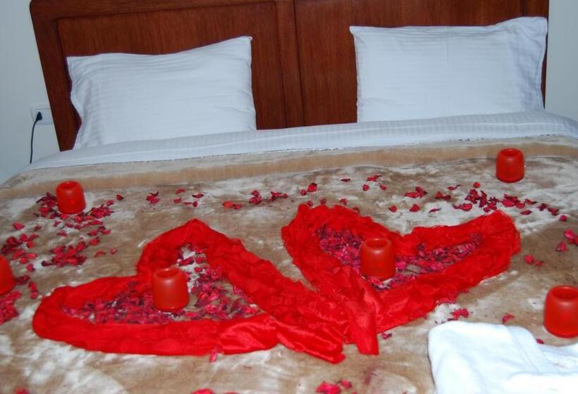 کلبه ییلاقی دلوکس یک خوابه, Samar Resort Apart