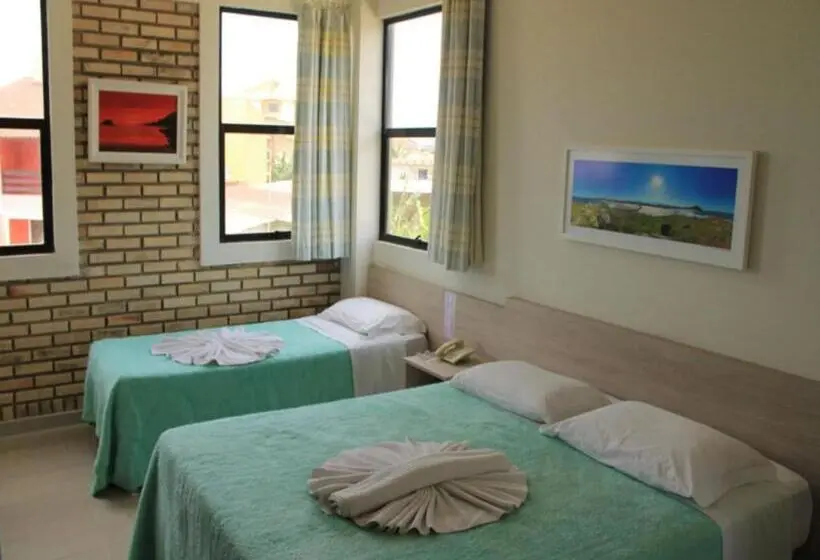 اتاق استاندارد سه نفره, Silvestre Praia