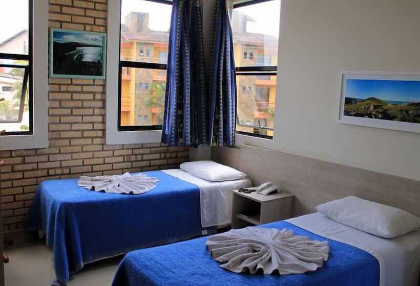 スタンダードルーム, Silvestre Praia