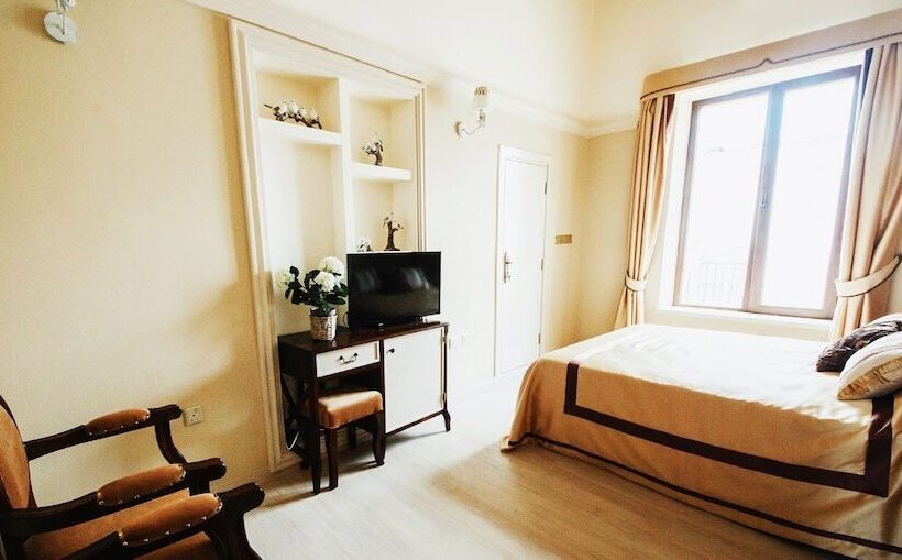 غرفة قياسية, Sofia Boutique