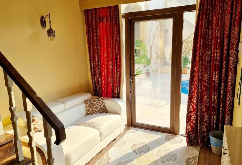 غرفة إقتصادية, Sofia Boutique