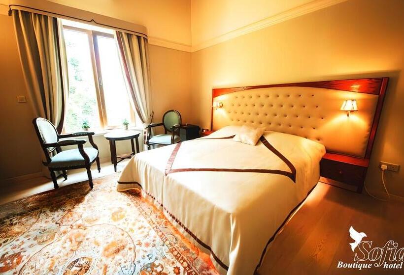 جناح, Sofia Boutique