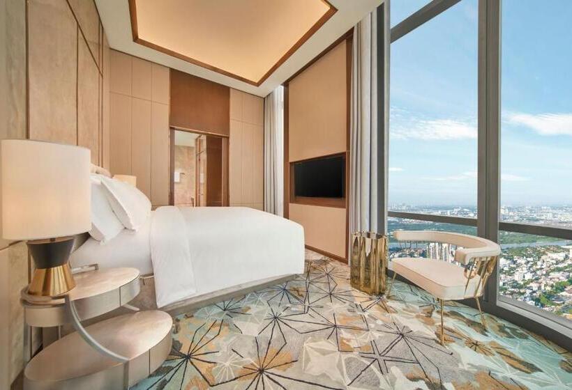 Президентский Люкс, Vinpearl Landmark 81 Autograph Collection