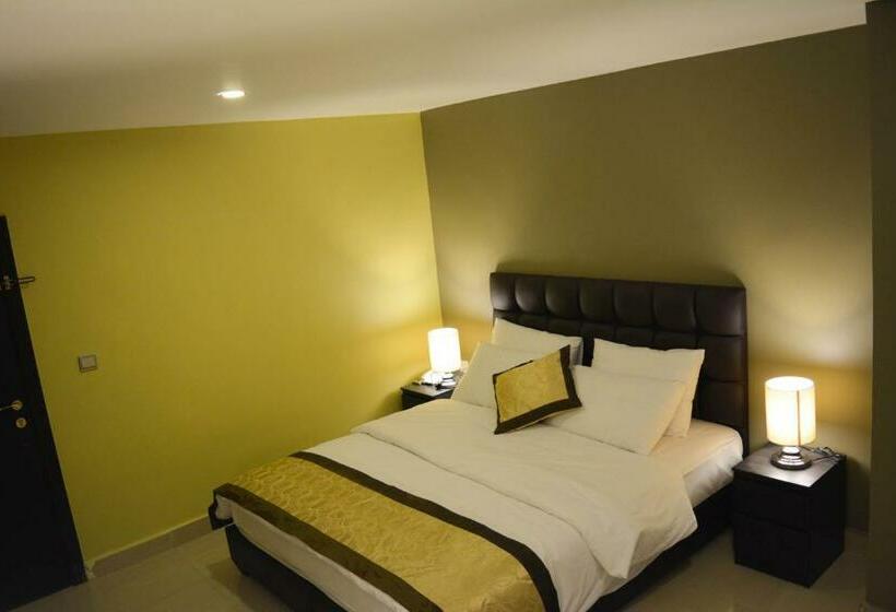 اتاق استاندارد, Ata Ali