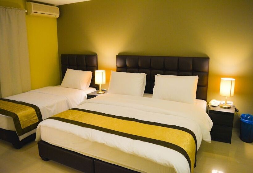 اتاق خانوادگی, Ata Ali