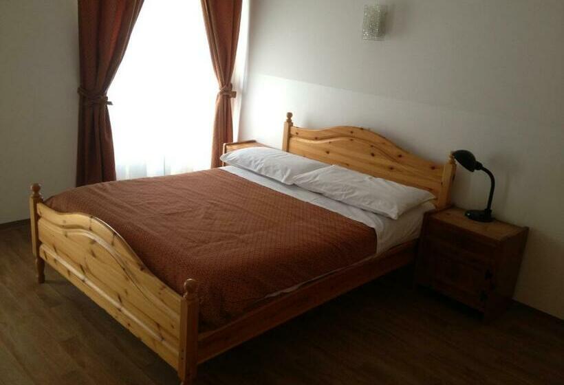 标准间, Des Alpes   Restaurant & Pizzeria