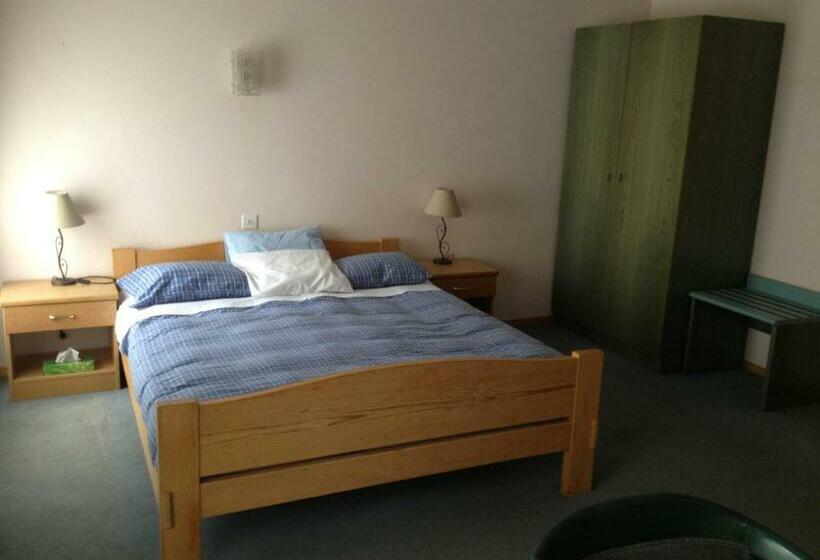 标准间, Des Alpes   Restaurant & Pizzeria