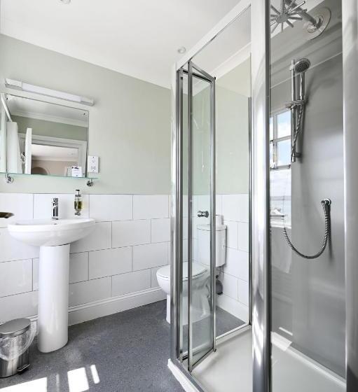 家庭海景房, Dovey Inn