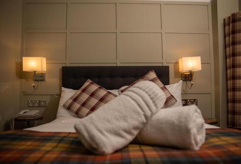 家庭间, The Oak House