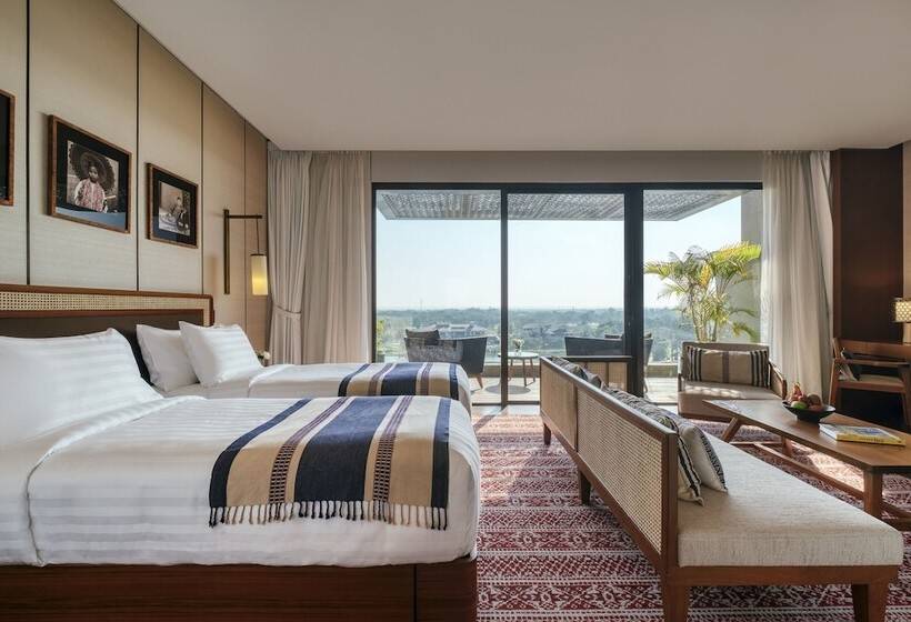 اتاق لوکس, Awei Metta