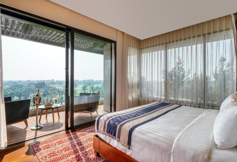 سوییت لوکس, Awei Metta