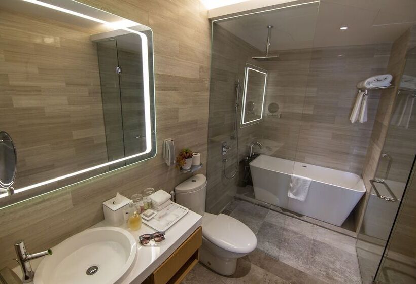 Апартаменты Deluxe 1 Спальня Вид на Море, Fraser Place Puteri Harbour