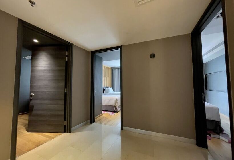 Апартаменты Premium 3 Спальни, Fraser Place Puteri Harbour