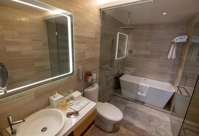 Апартаменты Deluxe 1 Спальня Вид на Море, Fraser Place Puteri Harbour